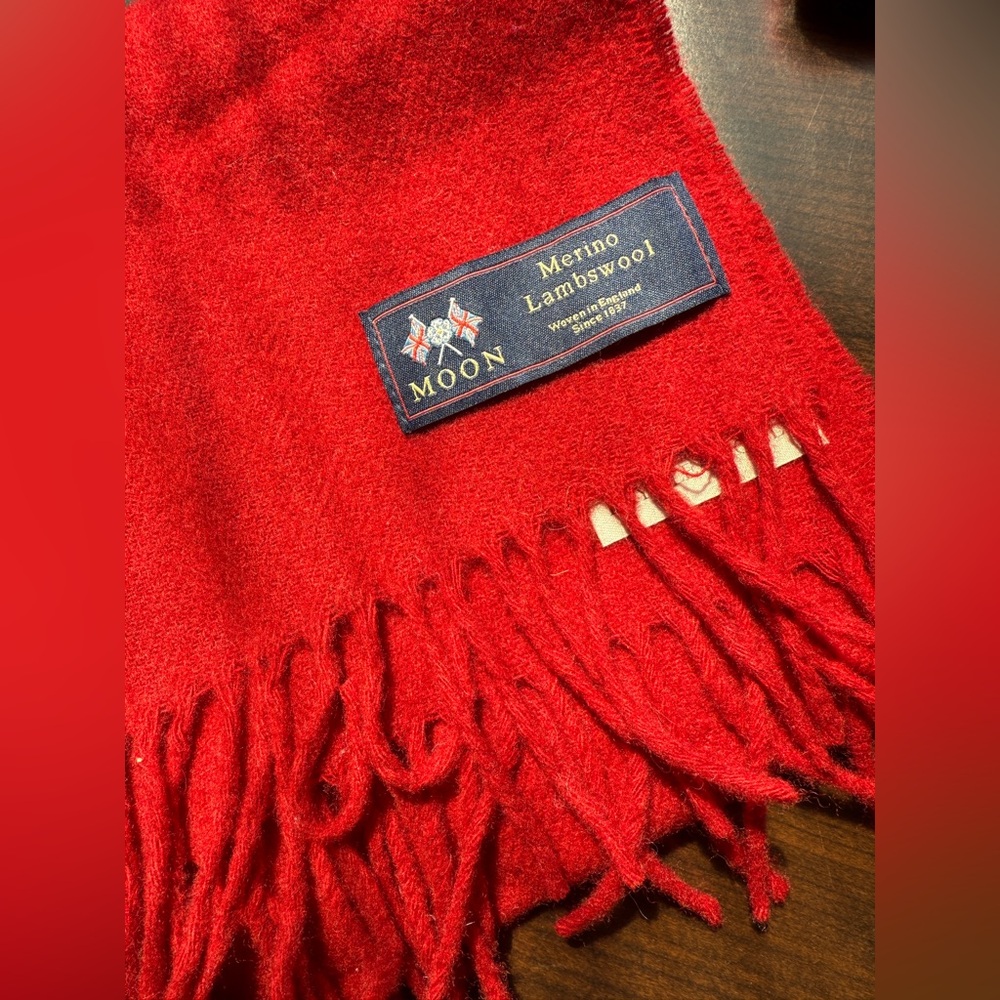 Moon Red Merino Lambswool Scarf